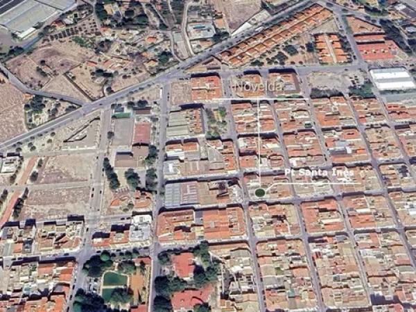 Terreno en calle de Pizarro photo 3