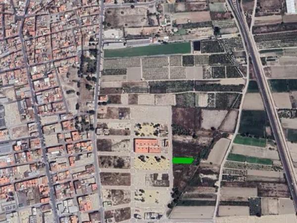 Terreno en calle Josefina Manresa photo 1