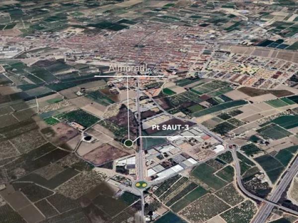Terreno en avenida Doctor Marañón photo 4