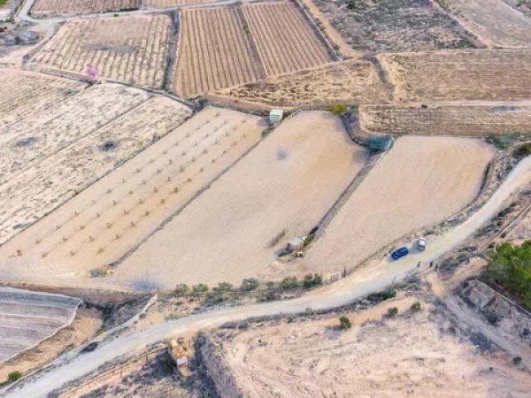 Terreno en via Sense Nom photo 3
