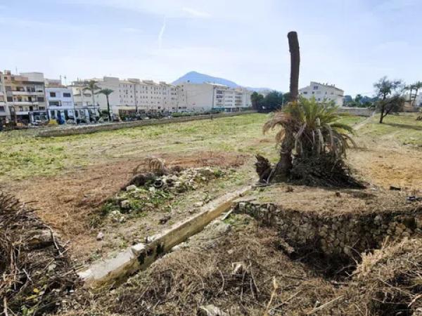Terreno en calle les Piteres photo 4