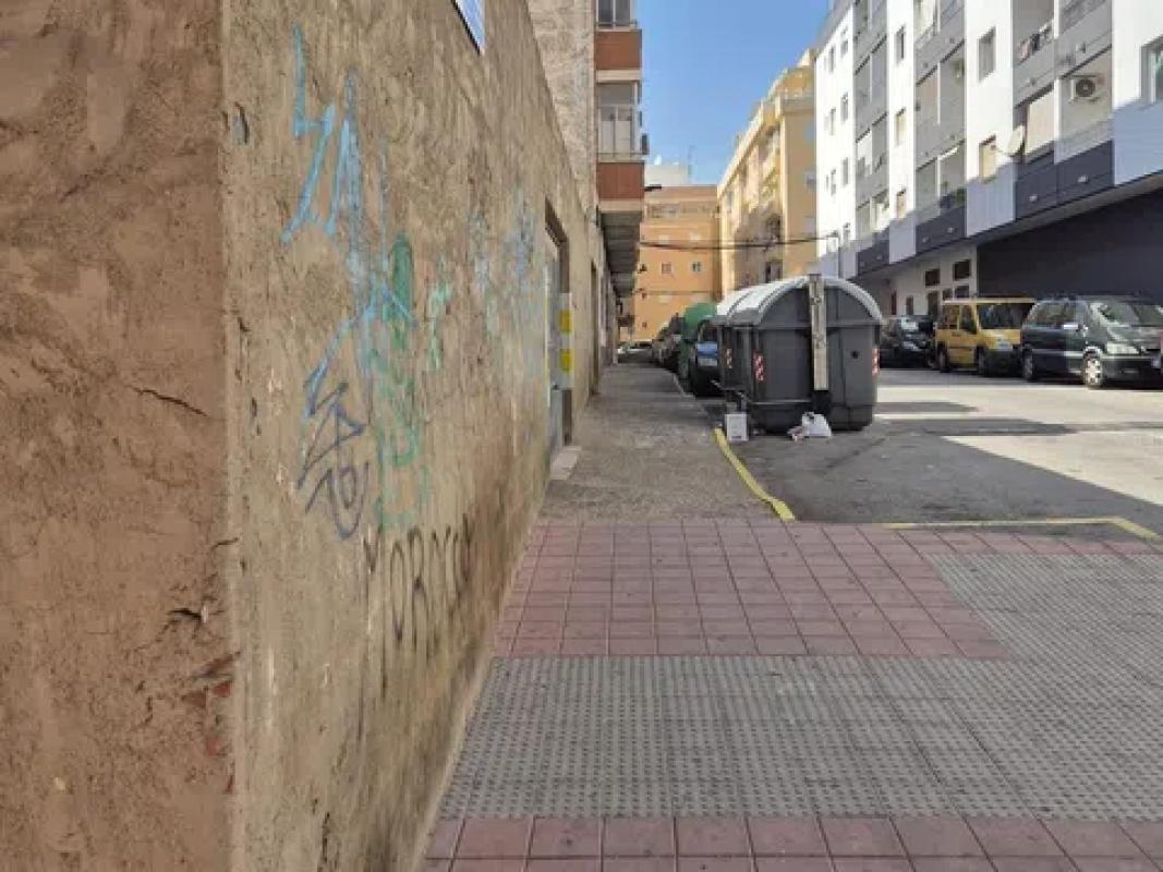 Land for sale in Torrevieja, Alicante photo 3