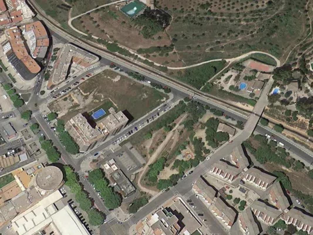 Terreno en venta en Alcoy / Alcoi, Alicante photo 2
