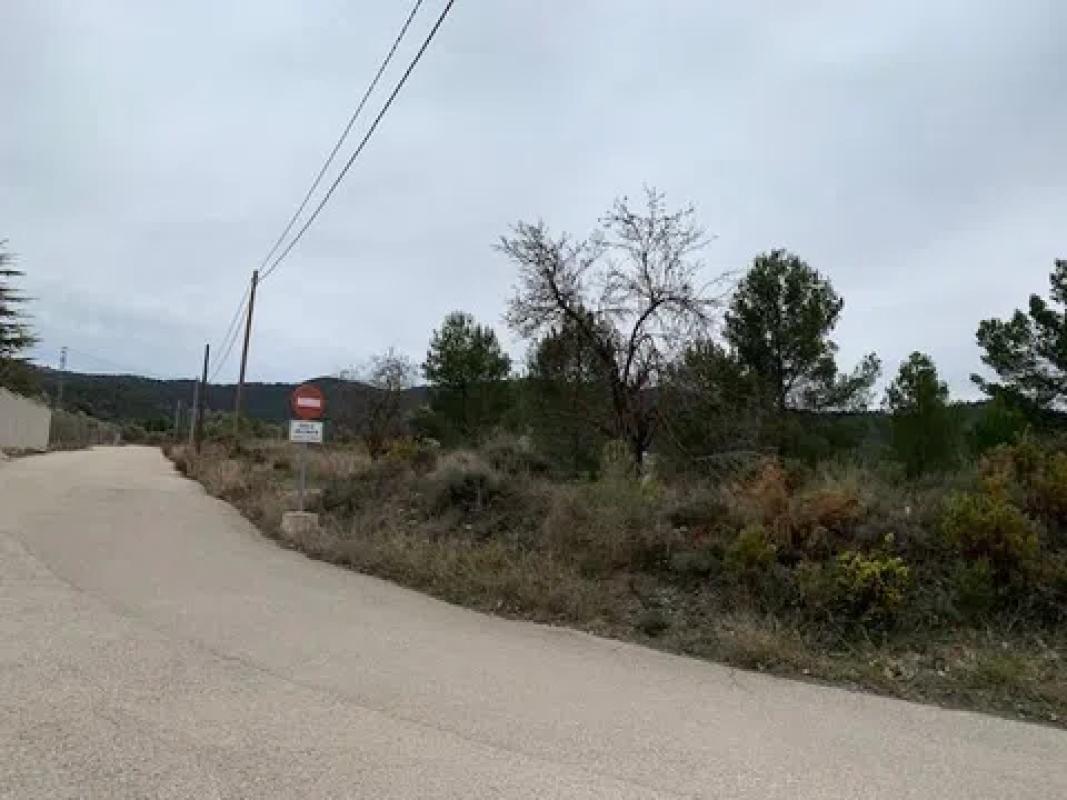 Terreno en venta en Ibi, Alicante photo 2