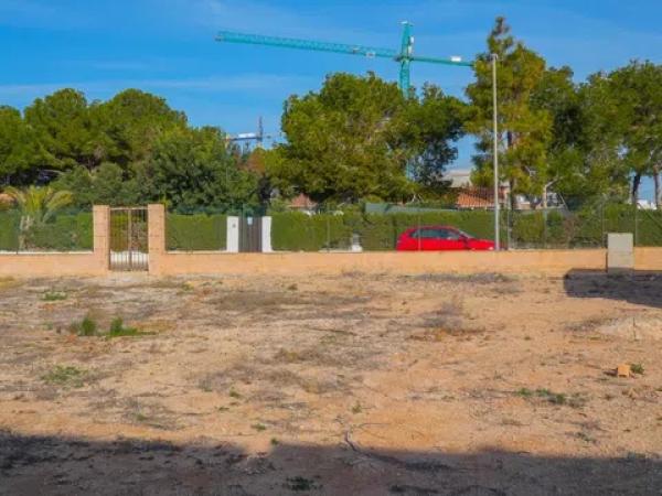 Terreno en calle Granada thumbnail 2