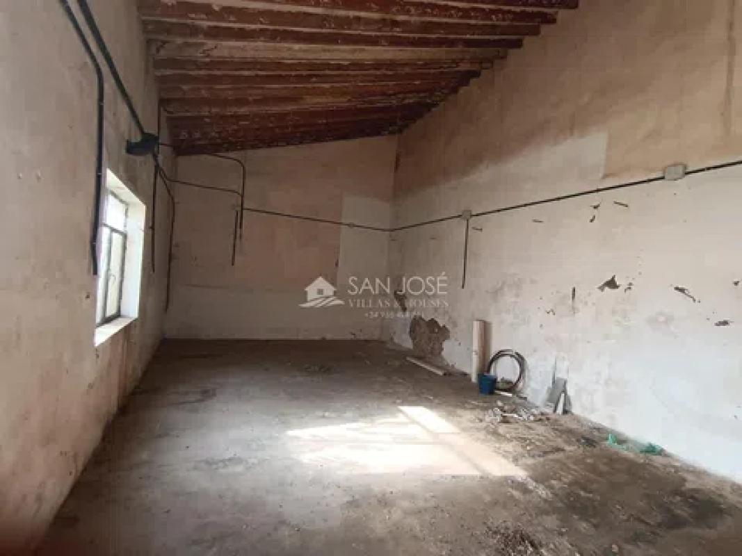 Terreno en venta en Pinoso, Alicante photo 4