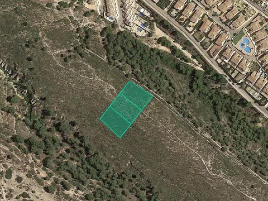 Land for sale in La Nucia, Alicante photo 1