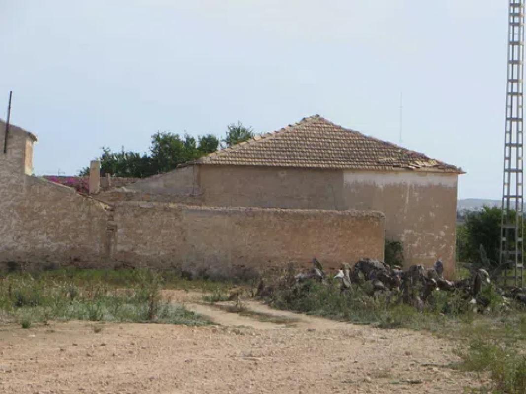 Działka na sprzedaż w Torrevieja, Alicante photo 2