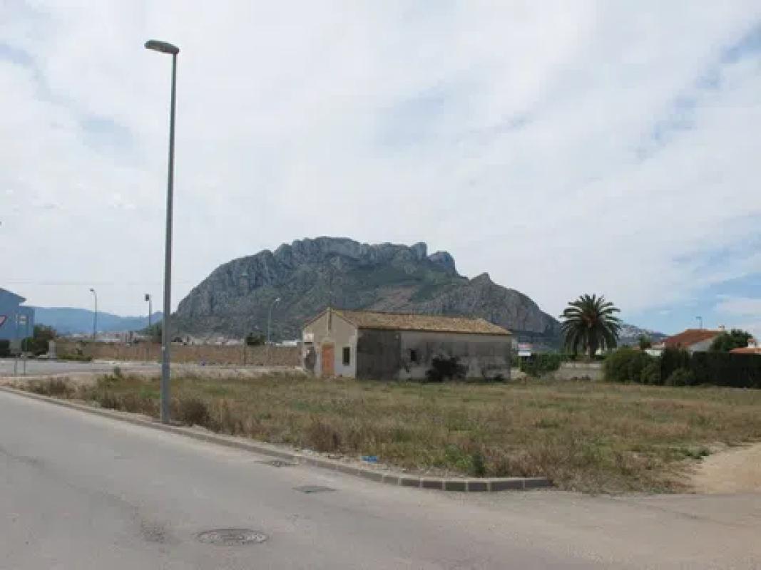Terreno en venta en Els Poblets, Alicante photo 2