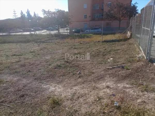 Terreno en calle del Ocre thumbnail 2