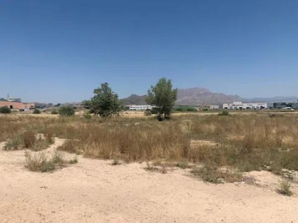 Terreno en plaza San Pascual photo 2