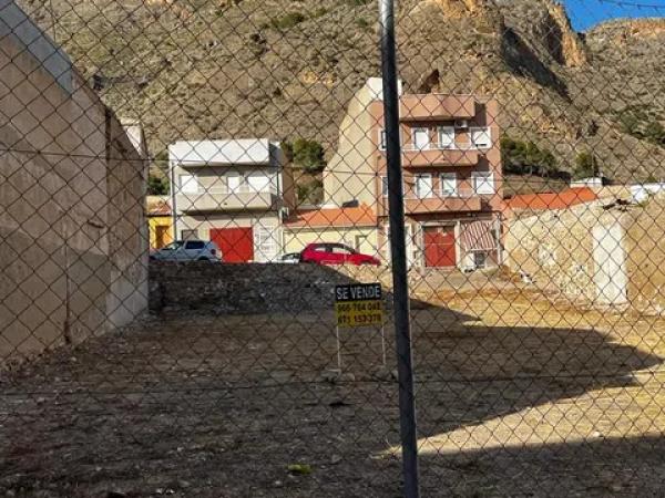 Terreno en calle Mayor, 47 thumbnail 2