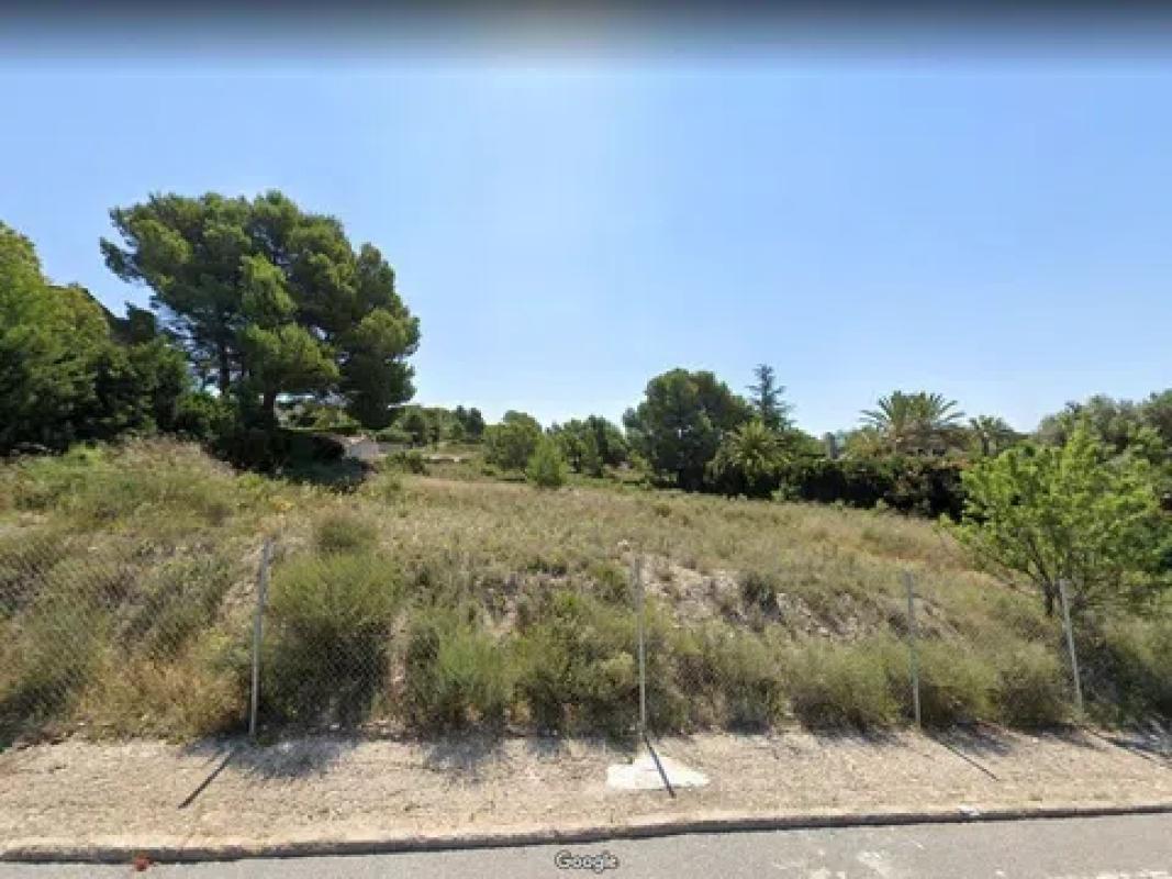 Terreno en venta en Petrer, Alicante photo 2
