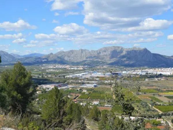 Terreno en calle del Baix Maestrat photo 3