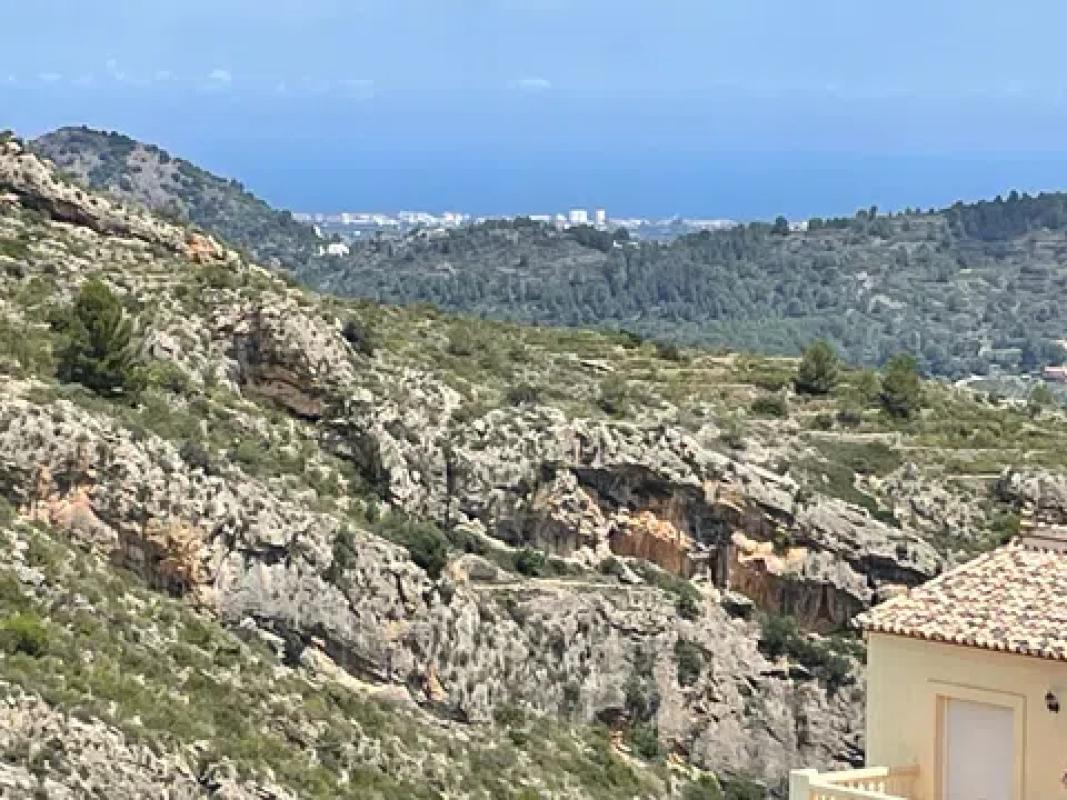 Działka na sprzedaż w Pedreguer, Alicante photo 1