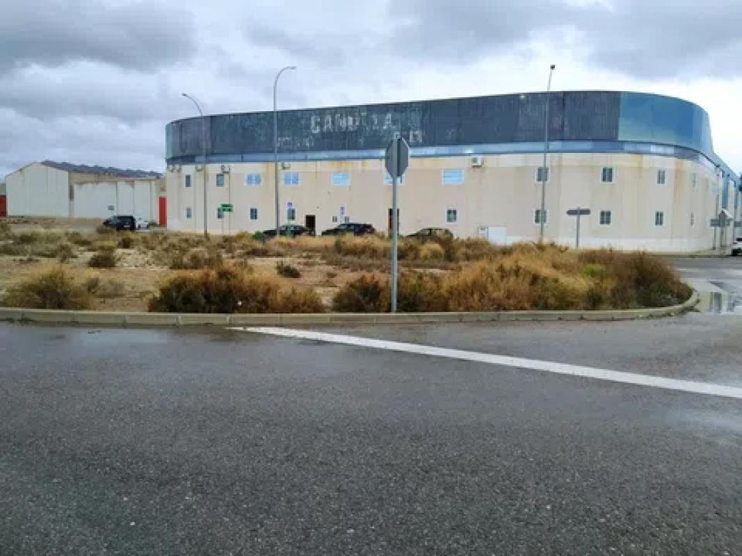 Terreno en venta en Monovar, Alicante photo 1