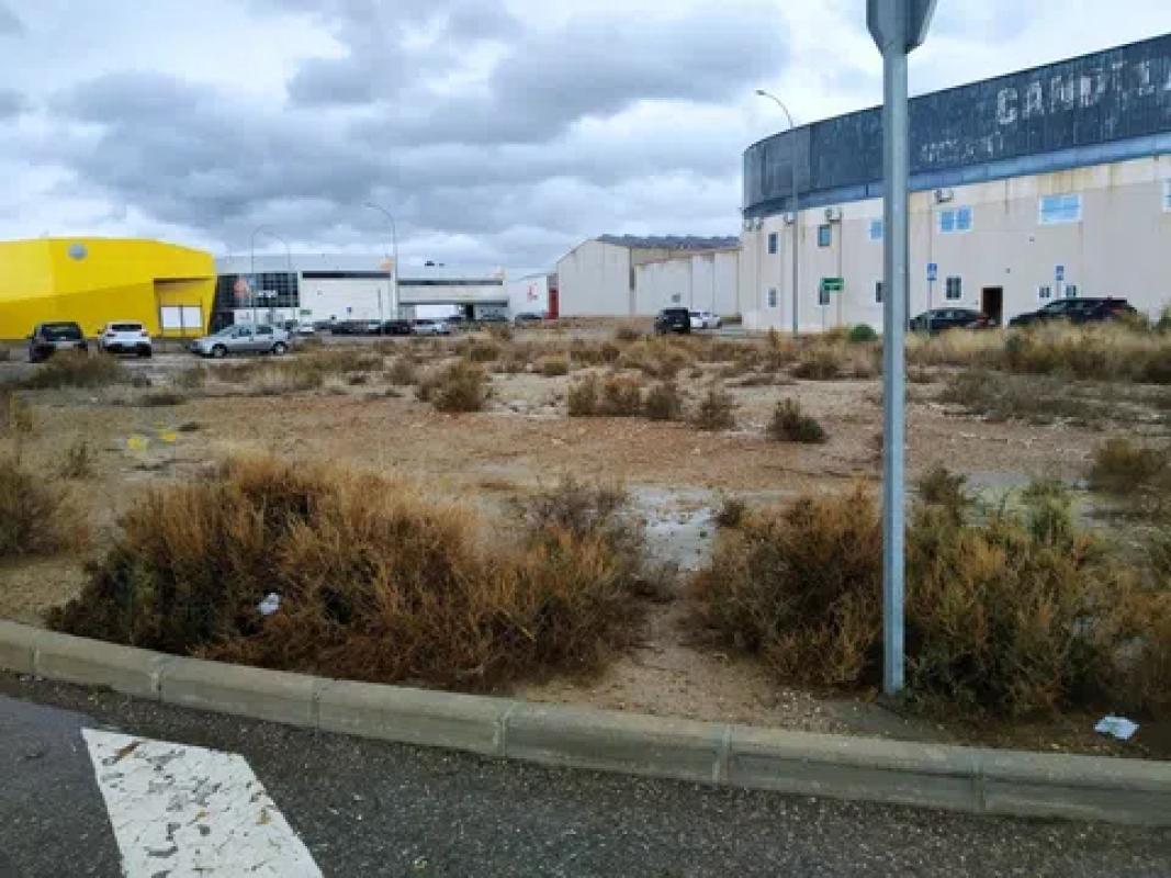 Terreno en venta en Monovar, Alicante photo 2