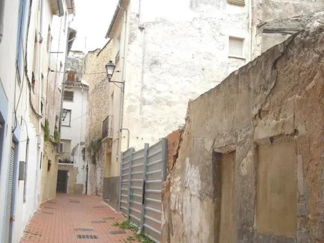 Terreno en venta en Cocentaina, Alicante photo 1