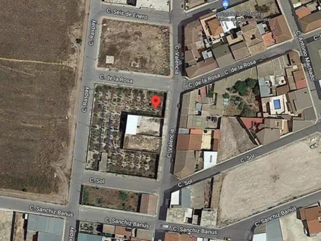 Terreno en venta en Pinoso, Alicante photo 2