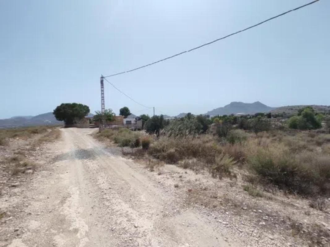 Terreno en venta en Agost, Alicante photo 4