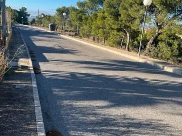 Terreno en calle Carrasqueta photo 3