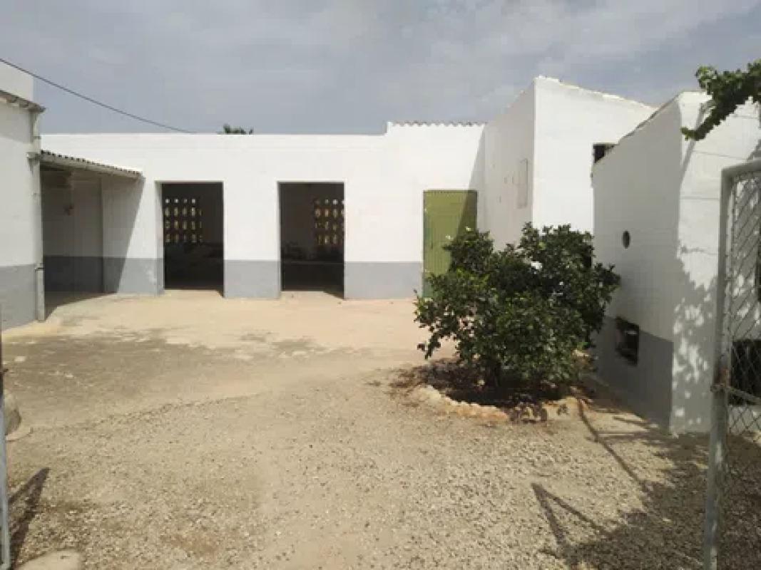 Terreno en venta en Dolores, Alicante photo 2