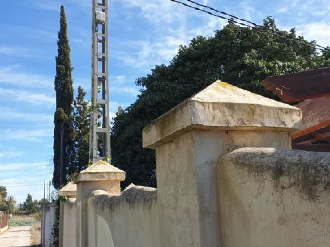 Terreno en venta en Elche / Elx, Alicante photo 2