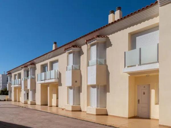 Chalet pareado en venta en Los Boliches photo 2