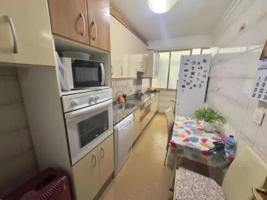 Venta de piso en Playa de Poniente, Benidorm
photo 3