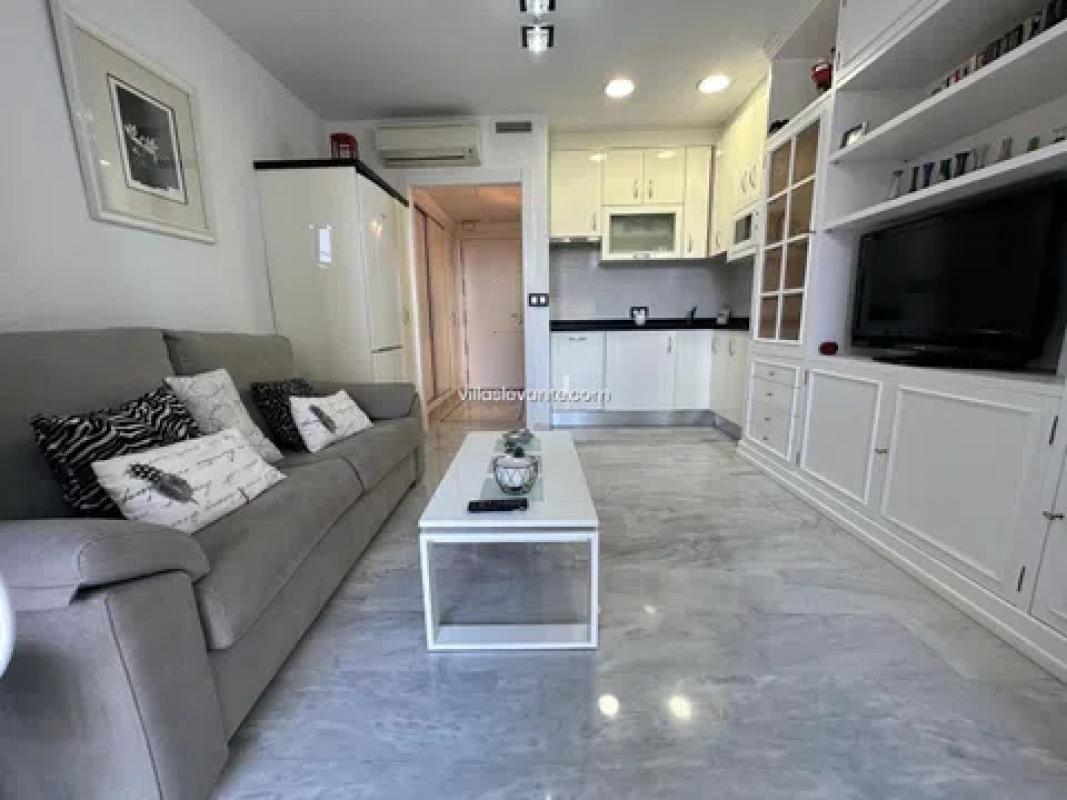 Sale of studio in Pueblo Levante, Benidorm photo 2