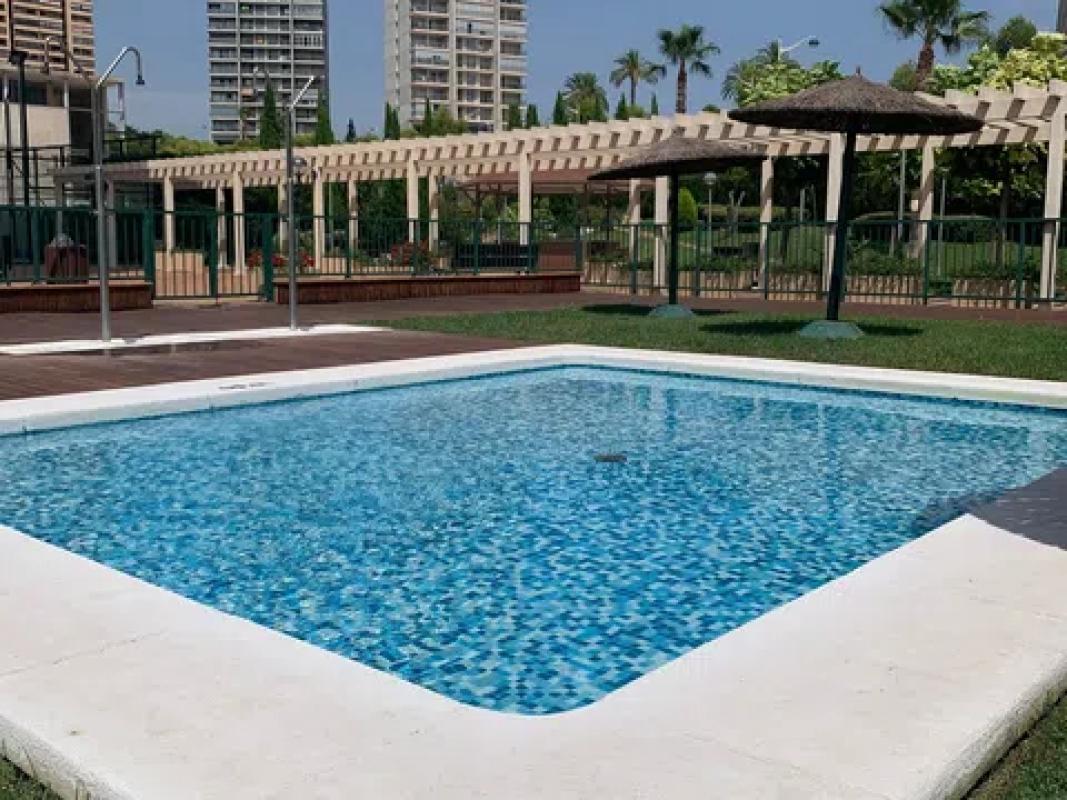 Sale of apartment in Calle Presidente Adolfo Suárez, 2, Benidorm
photo 1