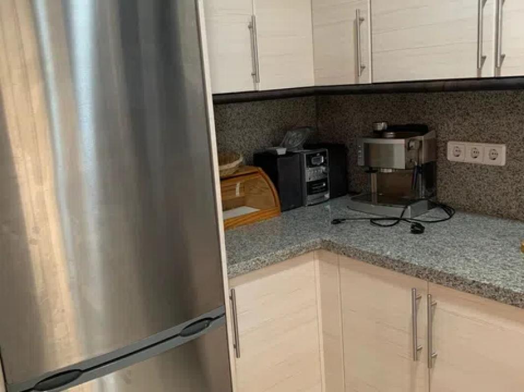 Sale of apartment in Calle Presidente Adolfo Suárez, 2, Benidorm
photo 2