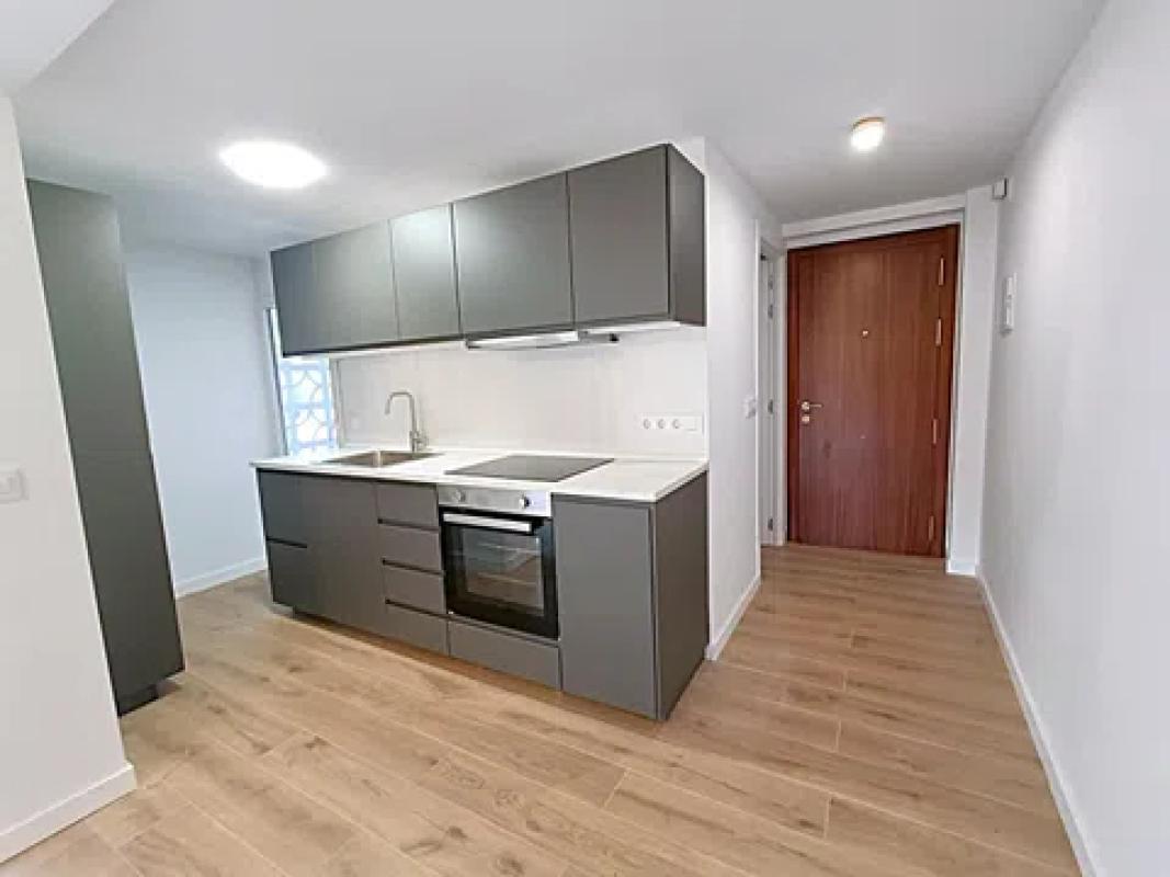 Venta de piso en Pueblo Poniente, Benidorm
photo 1