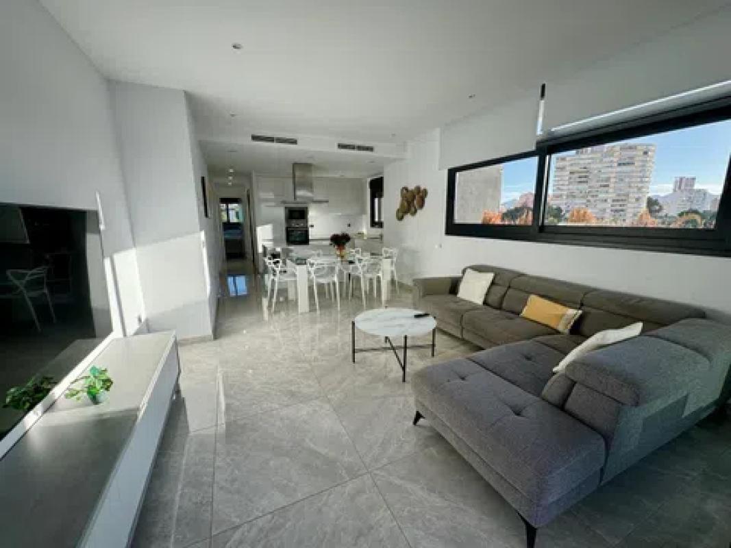 Sale of apartment in Playa de Poniente, Benidorm
photo 5