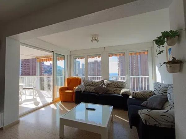 Piso en venta en  Playa de Levante, Benidorm photo 4