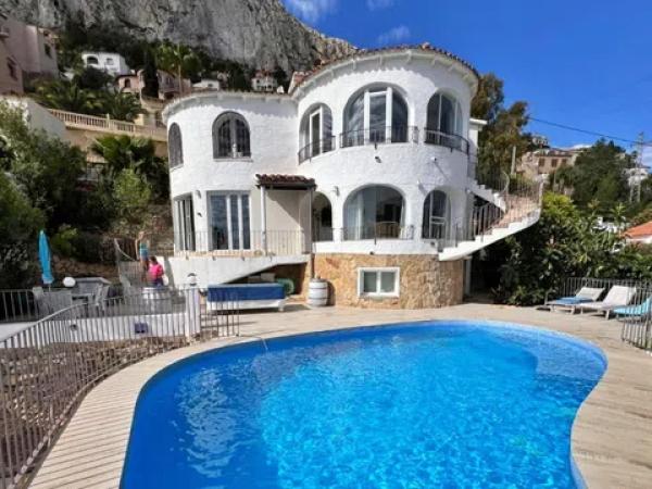 Wolnostojąca willa na sprzedaż w  maryvilla, Calpe photo 2