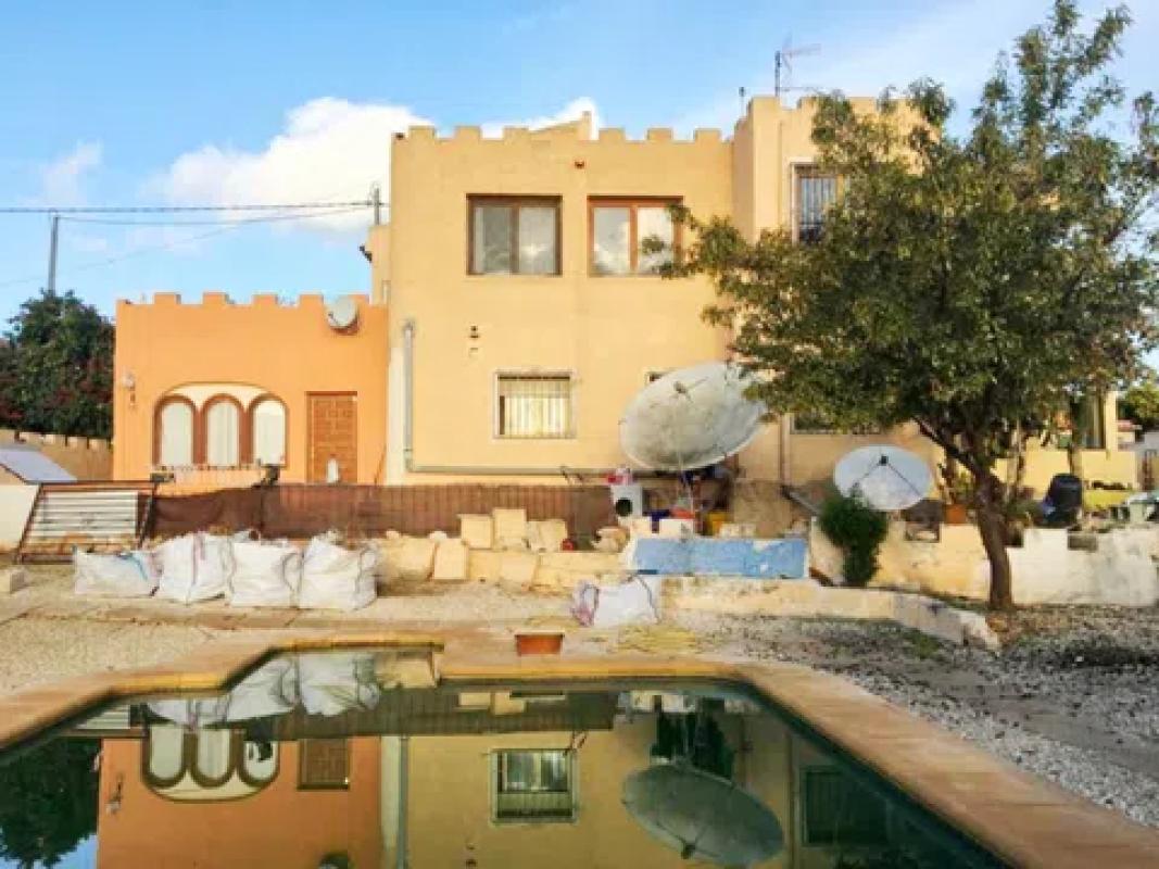 Sprzedaż niezależnego domku jednorodzinnego w  Calpe Pueblo, Kalpe photo 5