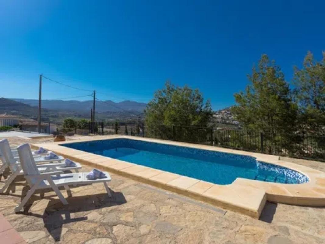 Propiedades en venta y alquiler en España photo 3