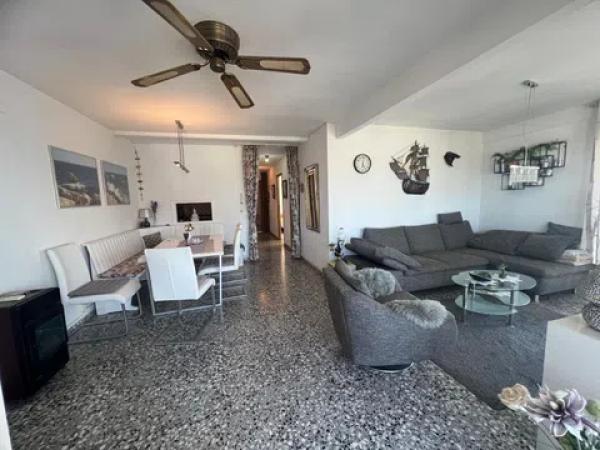 Piso en venta en  Playa de Fossa-Levante, Calpe photo 1