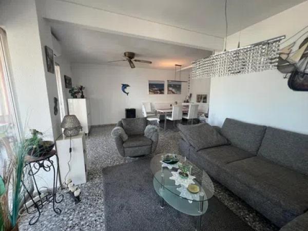 Piso en venta en  Playa de Fossa-Levante, Calpe photo 3
