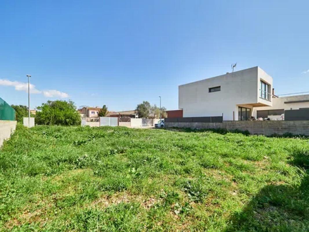 Obra nueva Llevant en Santa Margarida i els Monjos (Revista) photo 4