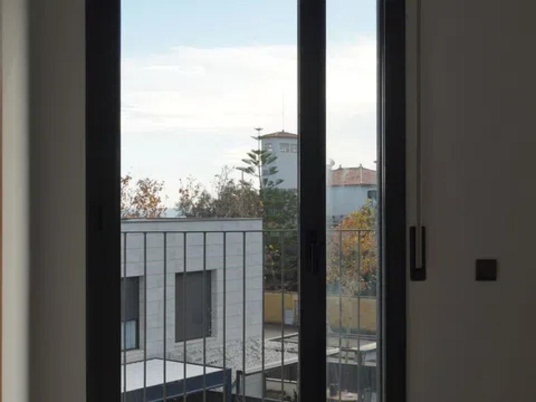 Venta de chalet adosado en  Calle Sarria, 12 , Vilanova i la Geltrú photo 3