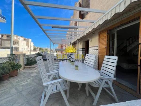 Detached villa for sale in  Calas de Santiago Bernabeu, Santa Pola photo 4