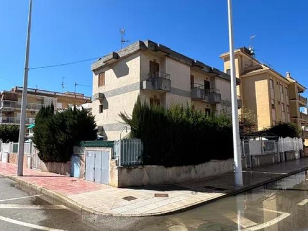 Casa independiente en avenida Albacete photo 1