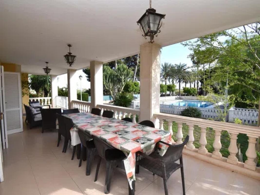 Properties for sale and rent in Spain photo 3