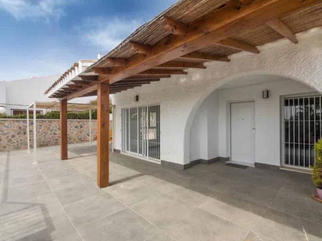 Properties for sale and rent in Spain photo 4