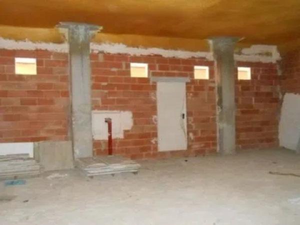 Local en venta en calle Castilla photo 3