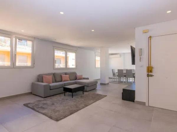 Apartment for sale in Calle de Patricio Ferrándiz, Denia thumbnail 1