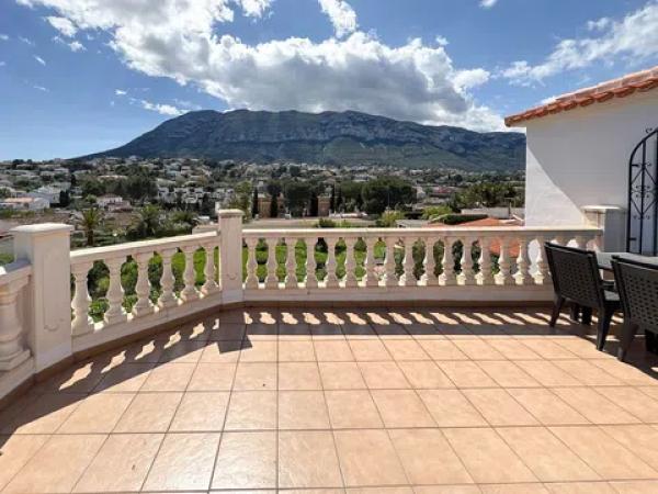 Chalet independiente en venta en Les Rotes/Las Rotas, Denia photo 1