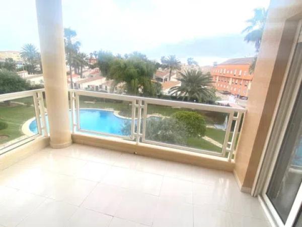 Piso en venta en  Barrio Les Bovetes-La Felicidad, Denia photo 4